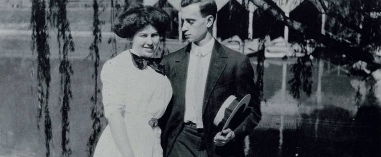 Lucille Selig and Leo Frank at Grant Park in Atlanta, July 17, 1909.
