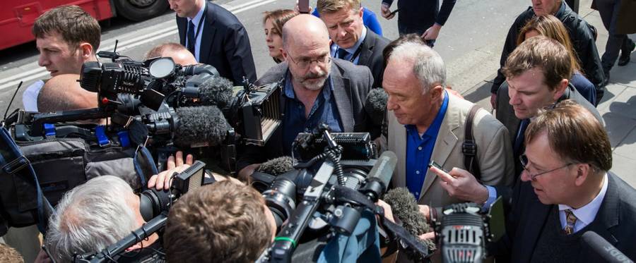 Ken Livingstone speaks to reporters as he leaves Milbank Studios in London, England, April 28, 2016. 