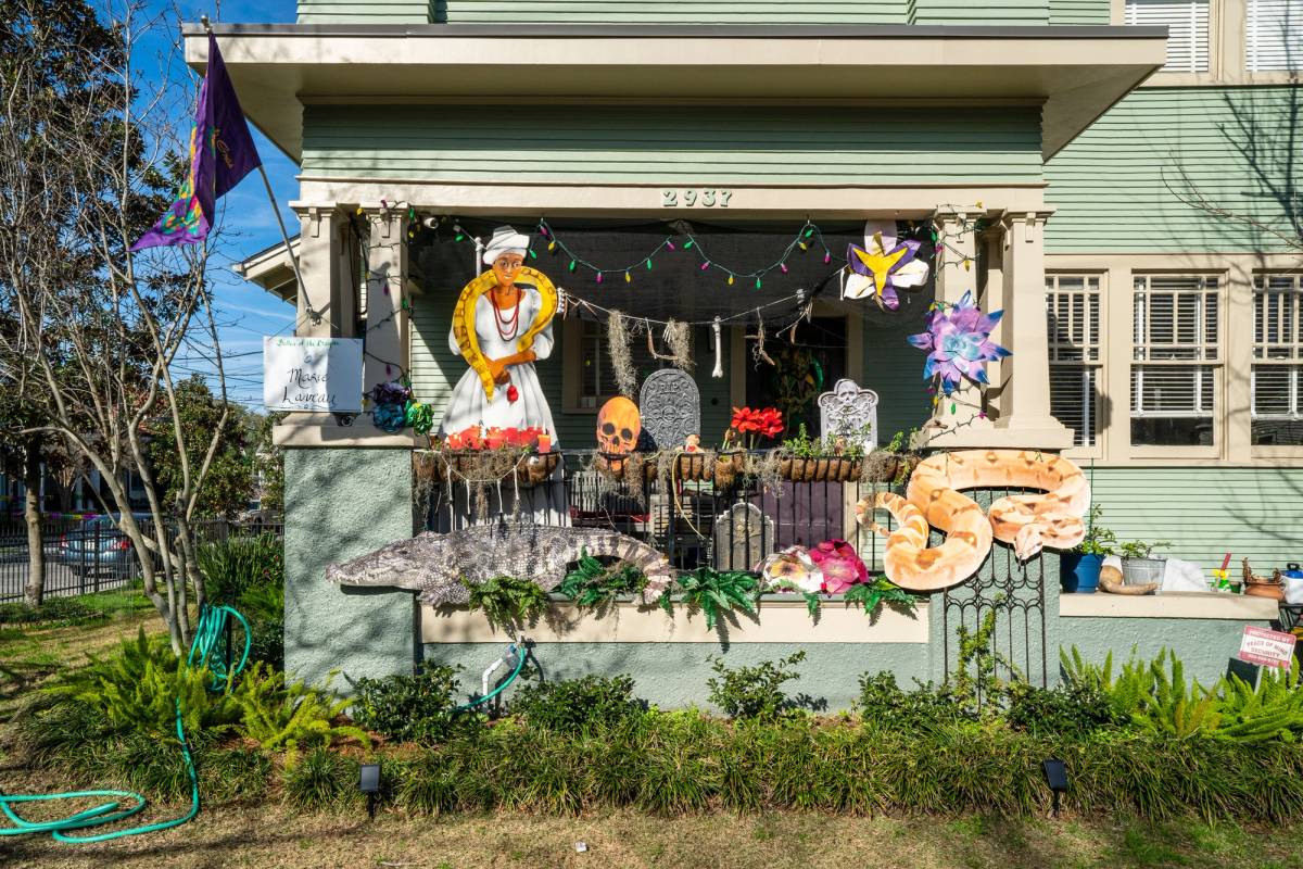 A New Orleans home decorated in honor of Marie Laveau, 2021