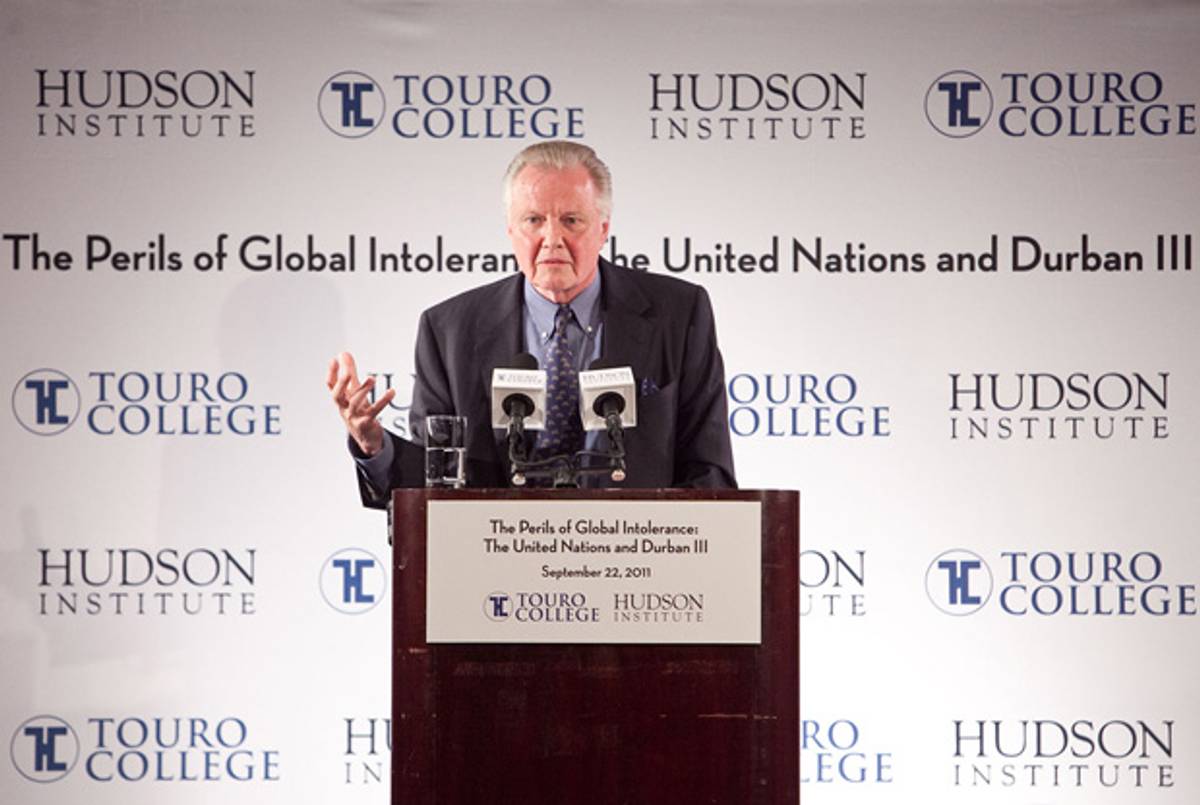 Voight at “The Perils of Global Intolerance: The United Nations and Durban III” conference, September 22, 2011.(85 Photo Productions Inc.)