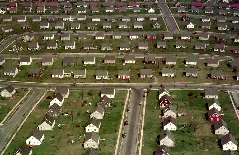 An aerial view of tract housing in the suburban development of Levittown, New York, 1950s