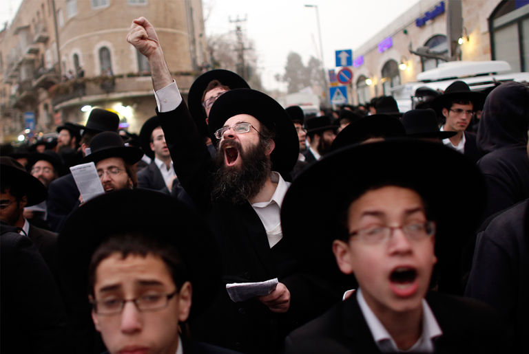 Hundreds of thousands of ultra-Orthodox Jews protested plans to make them undergo Israeli military service, Jerusalem, March 2, 2014.((THOMAS COEX/AFP/Getty Images))