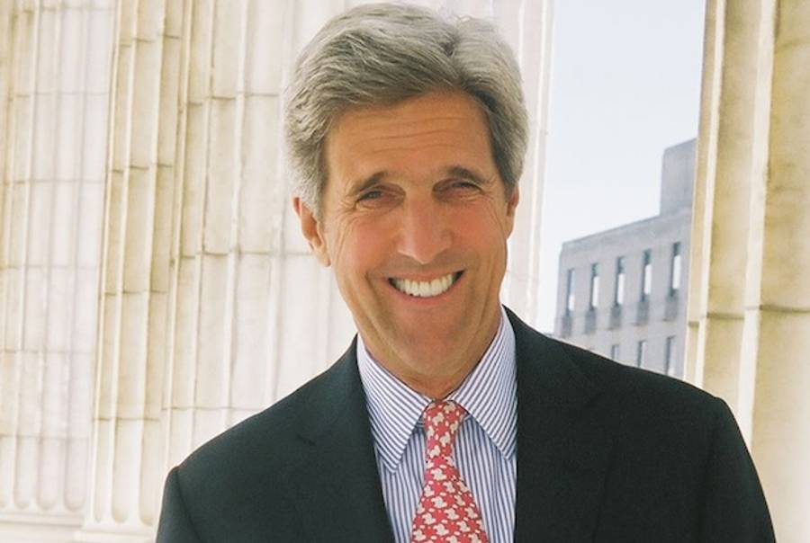 Senator John Kerry(Congressional Office)