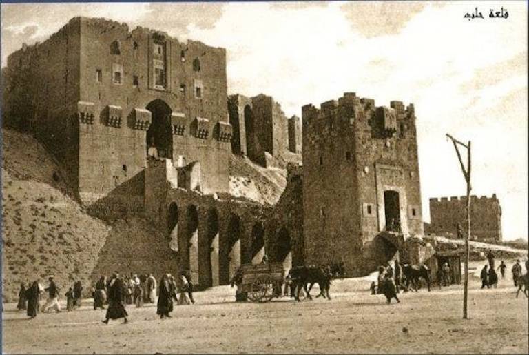 Old Aleppo Citadel(Wikipedia)