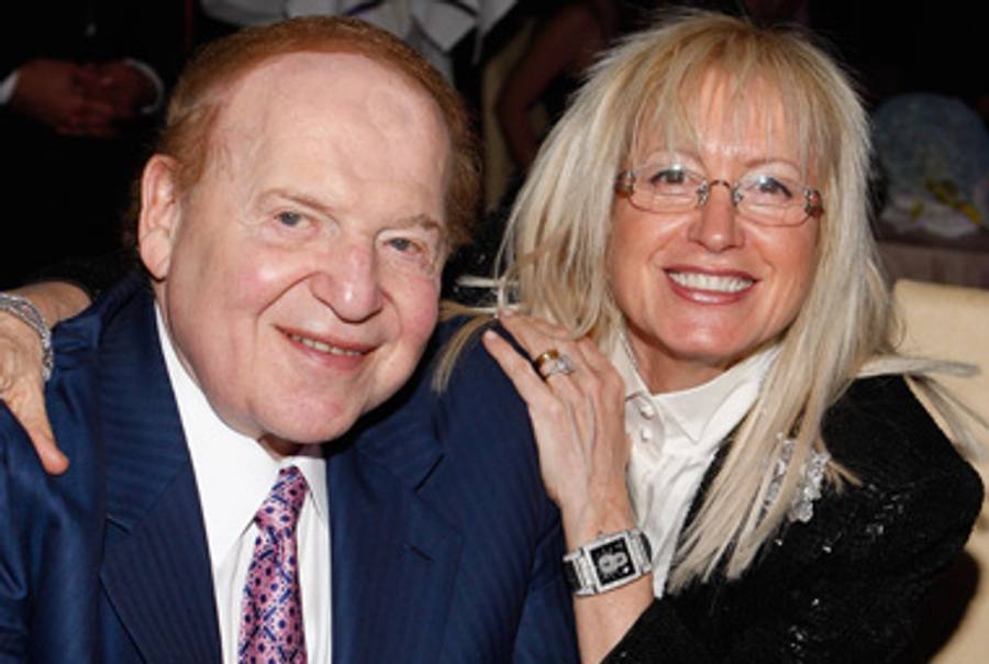 Sheldon and Miriam Adelson in 2008.(Isaac Brekken/Getty Images)