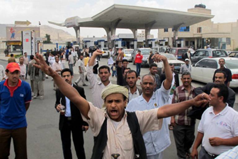 A fuel shortage in Sanaa, Yemen.(Gamal Noman/AFP/Getty Images)