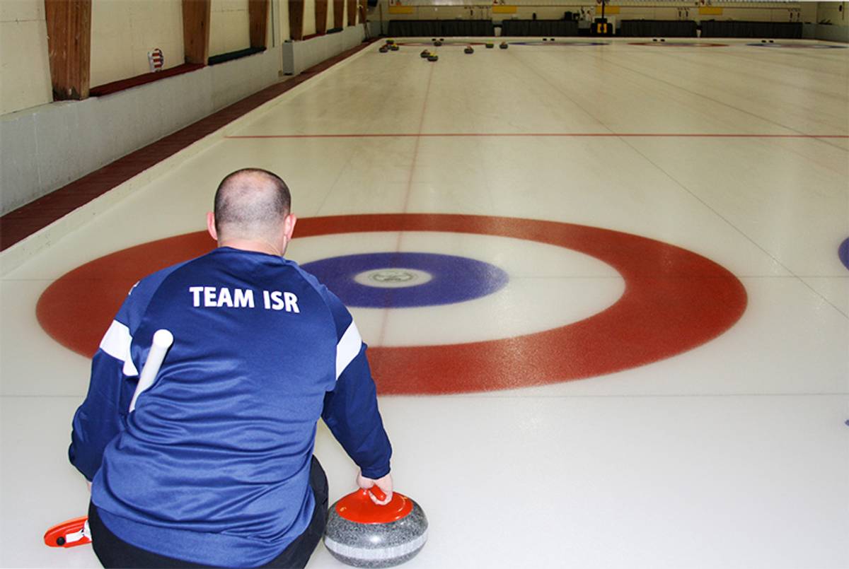 Simon Pack, director of development with the Israel Curling Federation, on Feb. 3, 2014.(Elie Dolgin)