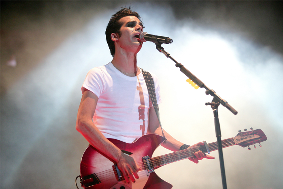 Israeli singer Aviv Geffen performing on stage.(Photo by Mick Hutson/Redferns)