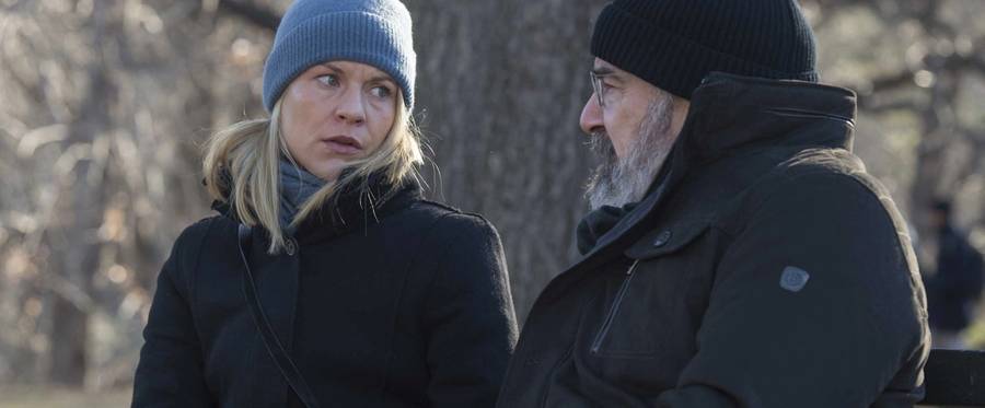 Claire Danes as Carrie Mathison and Mandy Patinkin as Saul Berenson in HOMELAND.
