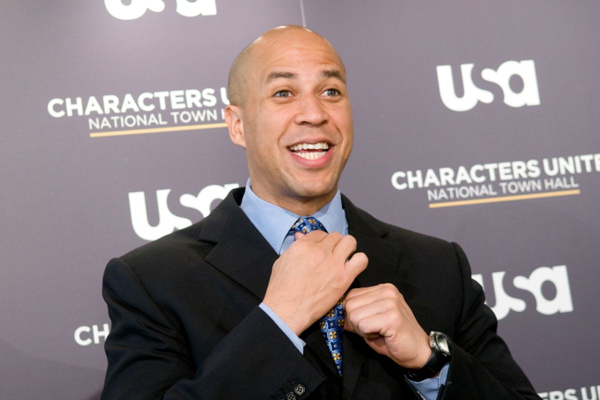 Watch New Jersey Senator Cory Booker Party On Purim At Oxford's Chabad 