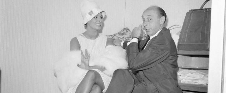 Donald Zec and Sophia Loren, 1960