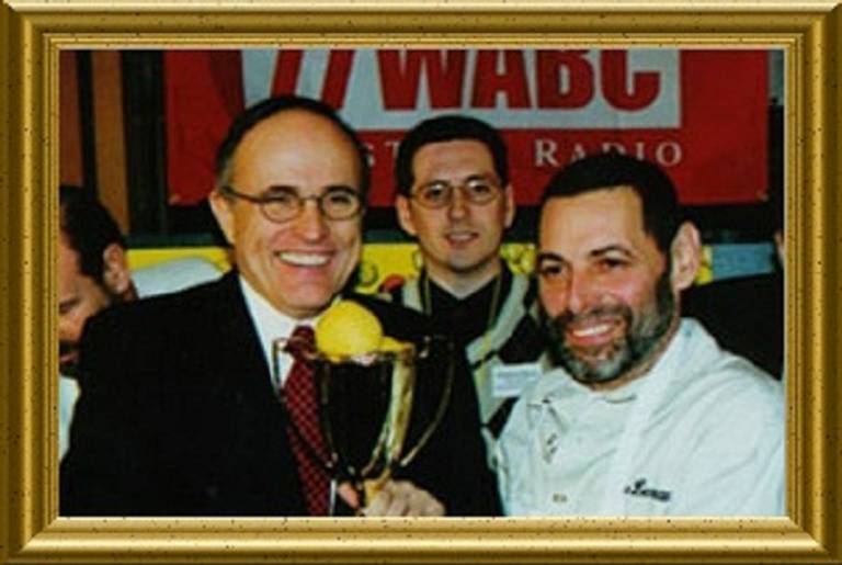 Mayor Rudy Giuliani With Don "Moses" Lerman at the Matzoh Ball Championship.(Don Lerman)