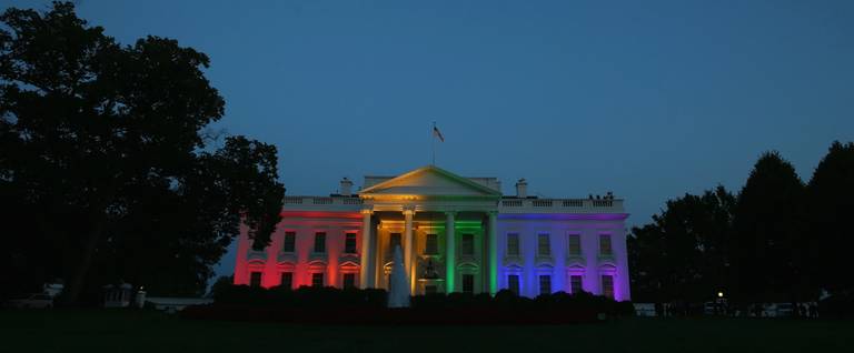 Rainbow-colored lights shine on the White House to celebrate today's U.S. Supreme Court ruling in favor of same-sex marriage in Washington, D.C., June 26, 2015. 