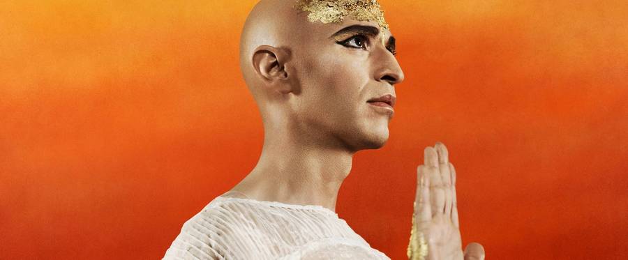 Anthony Roth Costanzo in the title role of Glass' 'Akhnaten' 