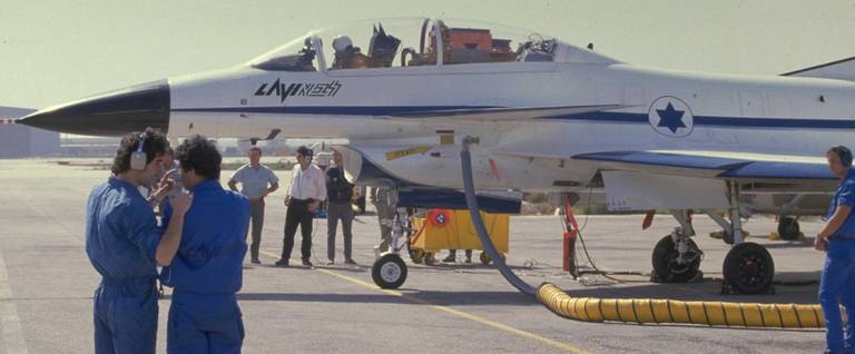 The Lavi fighter jet in 1987