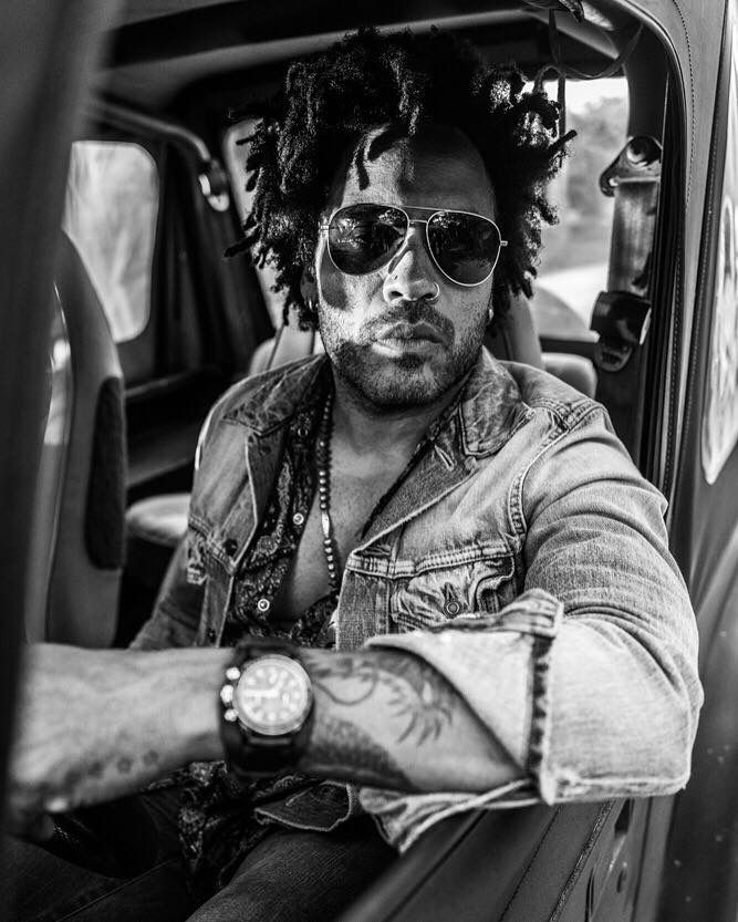 Lenny Kravitz Dick Falls Out