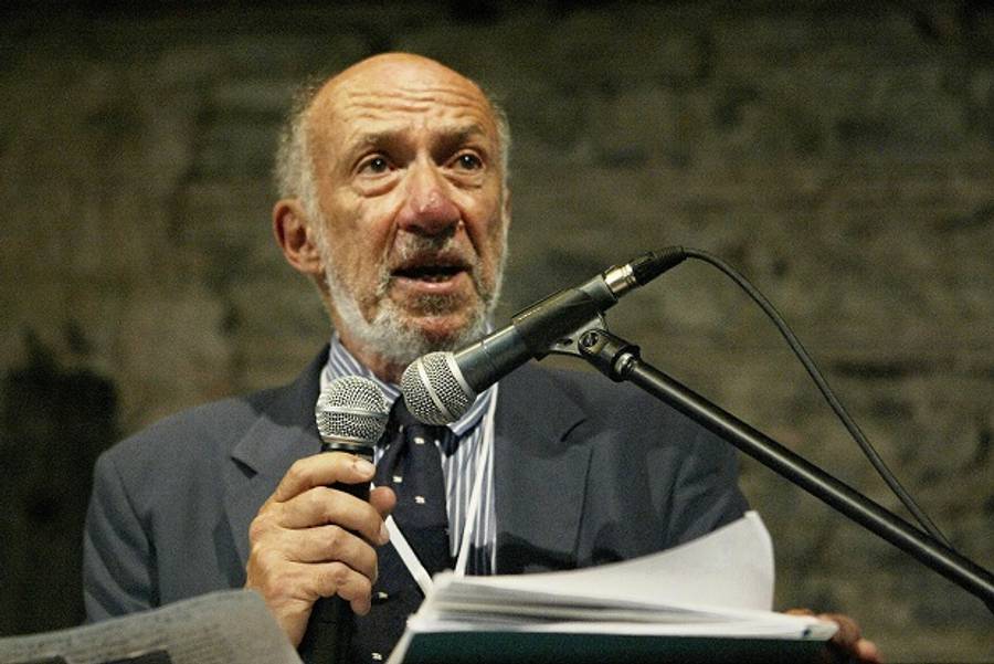 Richard Falk gives the opening speech of the World Tribunal on Iraq's Istanbul session, July 24, 2005. (AFP/Getty Images)
