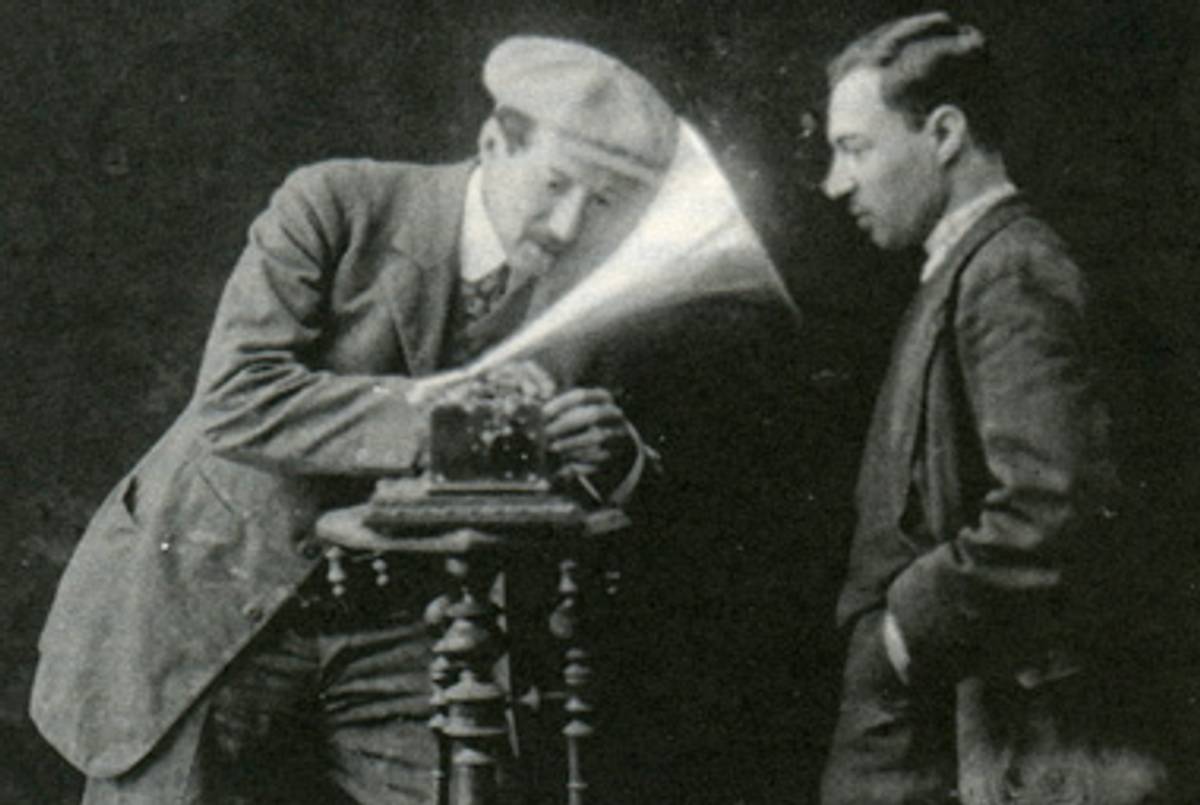Joel Engel, at left, with phonograph and an unknown collaborator.(Collection of the Peter the Great Museum of Anthropology and Ethnography (Kunstkamera), Russian Academy of Sciences)