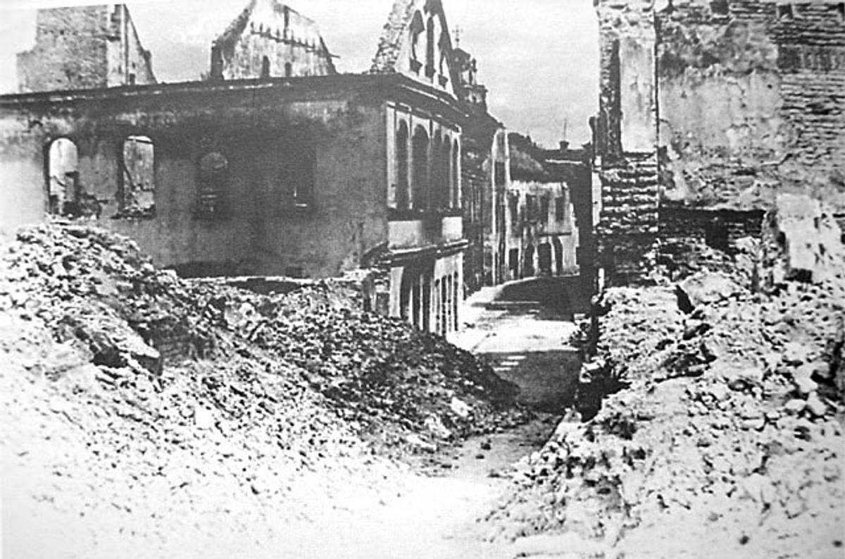The destroyed library, 1944