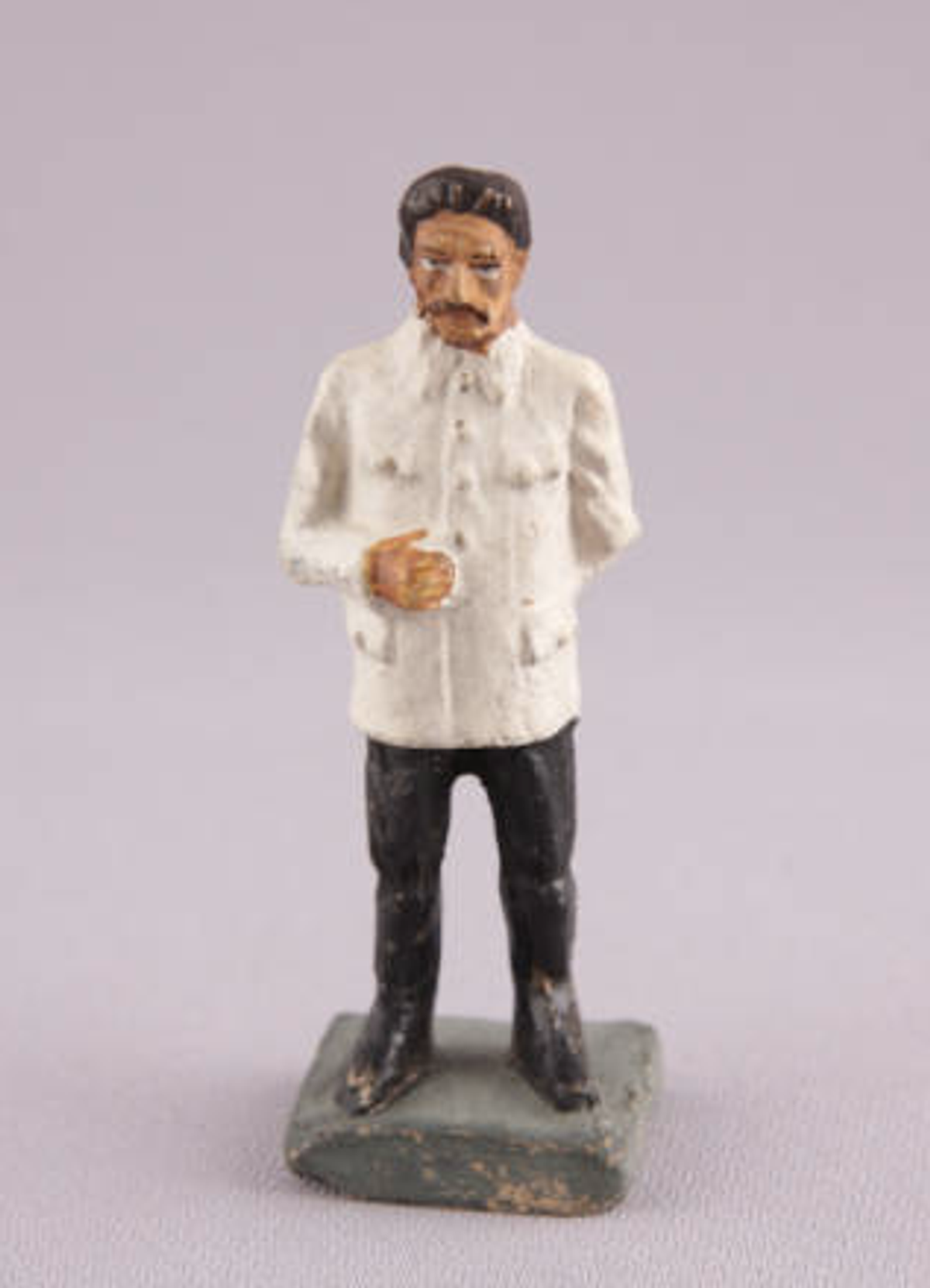 A molded figure of Joseph Stalin, part of a collection of Franklin D. Roosevelt memorabilia at Roosevelt University. (Illinois Digital Archives)
