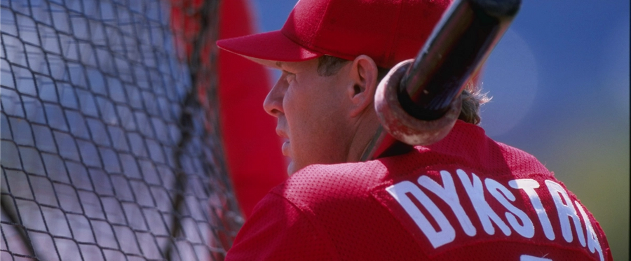 Outfielder Lenny Dykstra of the Philadelphia Phillies in action during a spring training game against the Cincinnati Reds on 7 March 1998. 