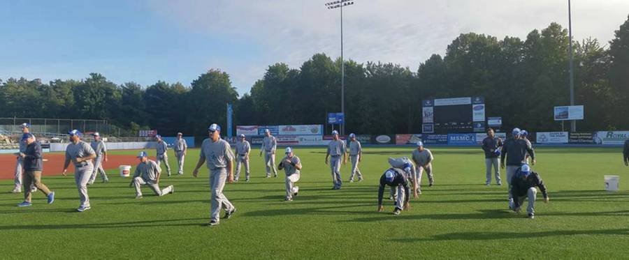 The Israeli National Baseball Team warms up for practice on Saturday, September 17, in Brooklyn, New York. 