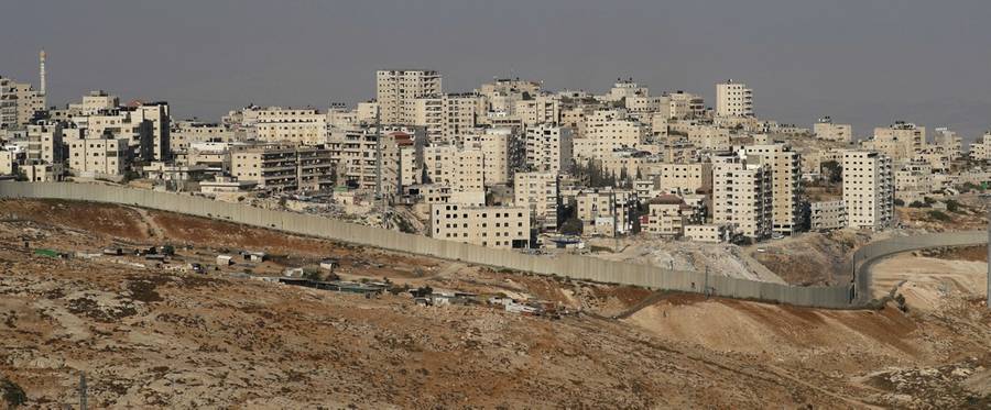 A picture taken on September 27, 2018, from the east Jerusalem Arab neighborhood of Issawiya shows a view of the Palestinian Shuafat refugee camp.