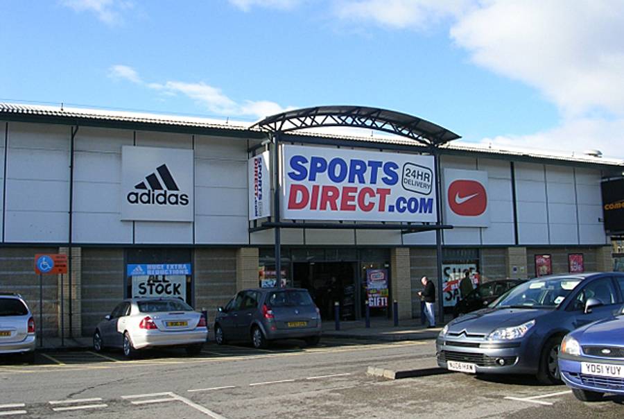 Sports Direct. (© Copyright Betty Longbottom and licensed for reuse under Creative Commons. )