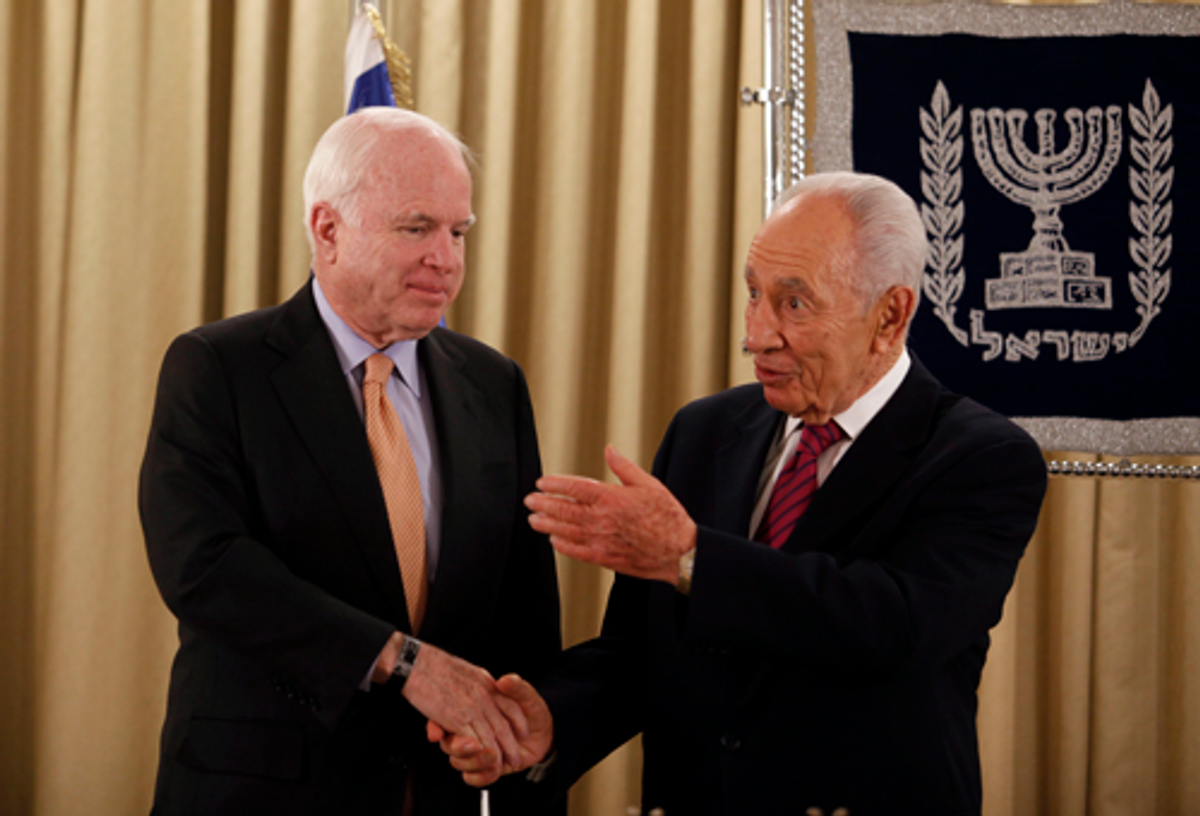 Shimon Peres with John McCain in Jerusalem, 2013. (Photo: Gali Tibbon/AFP/Getty Images)