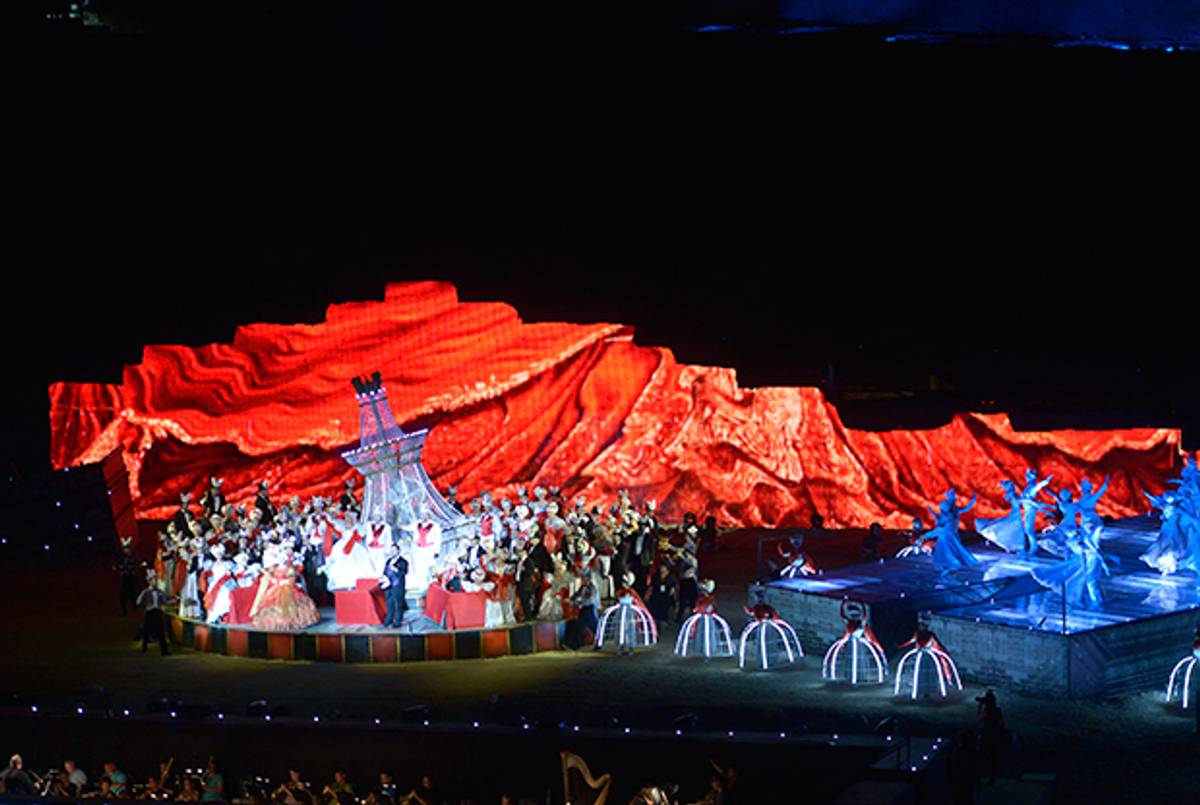 'La Traviata' performed at Masada. (Yossi Zwecker)