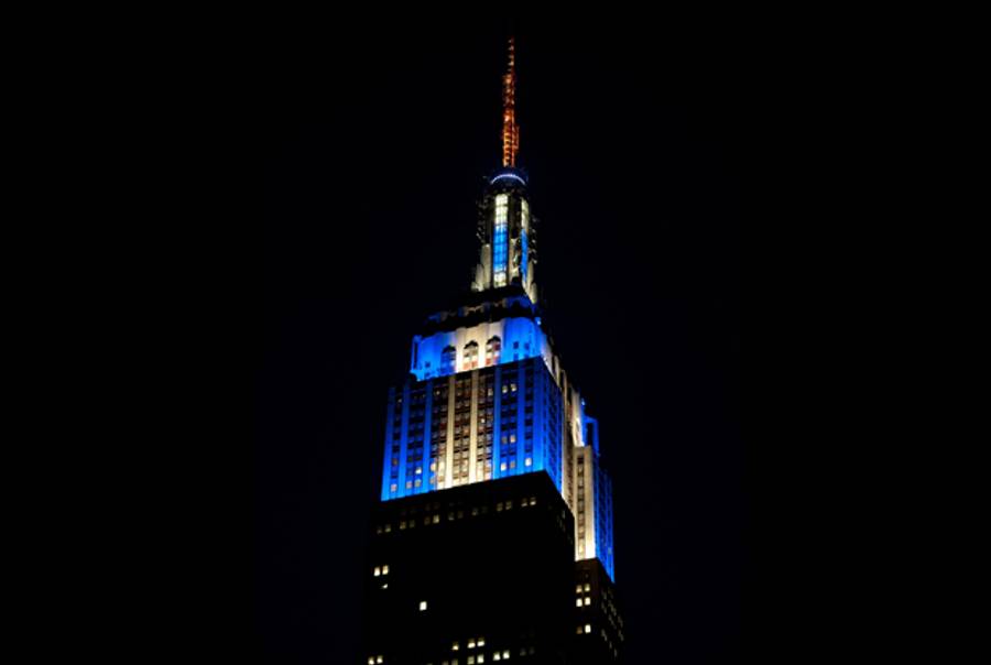 Empire State Building lit up for Hanukkah. (ESBNYC.com)