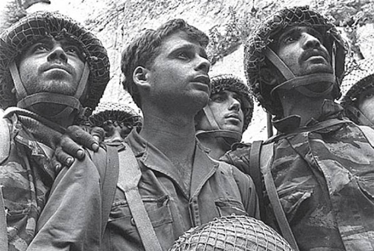 Yitzhak Yiftah (center) Joined Women of the Wall Last Night in Israel(ISA)