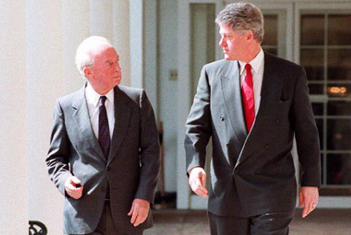 Rabin at the White House with President Bill Clinton, 1995.(Robert Giroux/AFP/Getty Images)