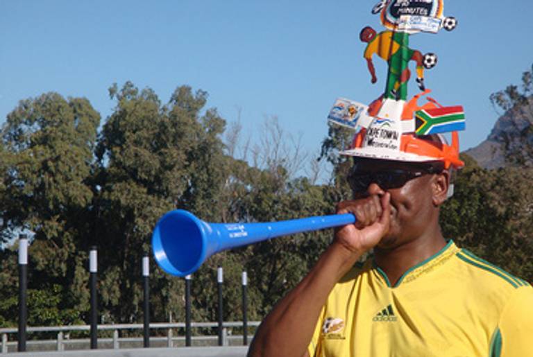 Man blowing a vuvuzela.(Flickr)