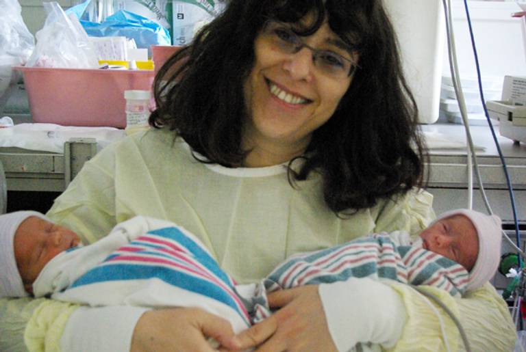 The author with her twins in the NICU in early January 2011, when they were about a week old. Rena is on the right, Aryeh on the left.(Courtesy of the author)