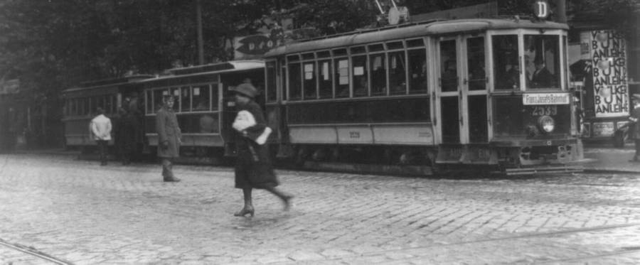 Trolley cars, Vienna, Austria, 1923.