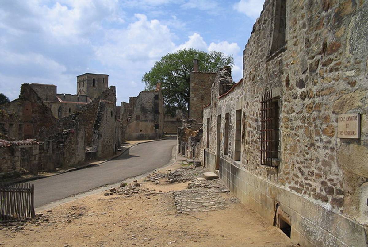 Remains of the children's school in Oradour-sur Glane, photographed in 2002. (Dennis Nilsson/Wikimedia)