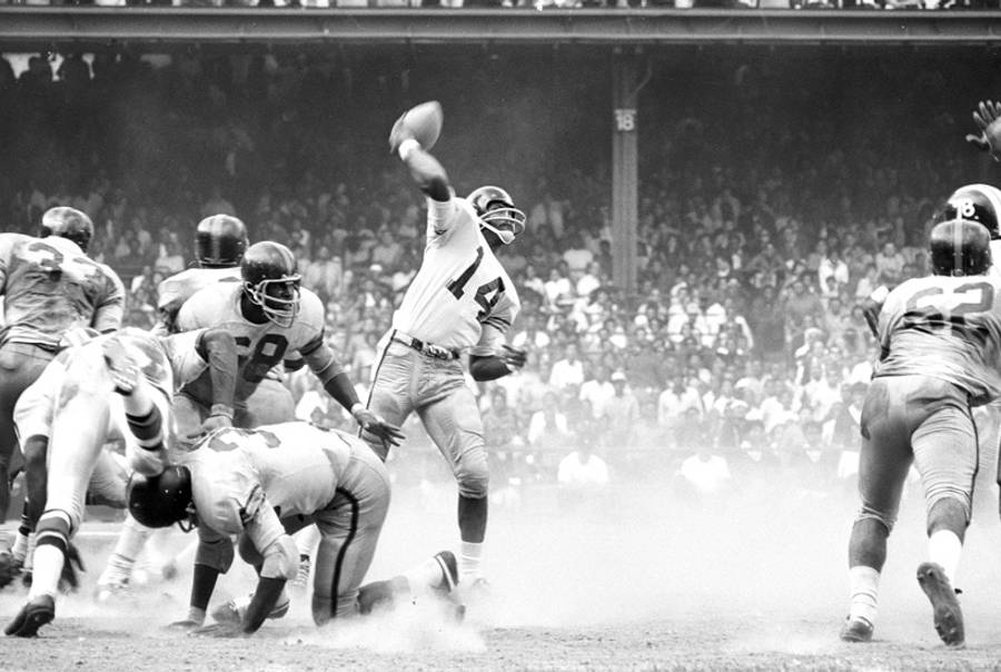 Grambling State QB James Harris (14) in action, passing against Morgan State at Yankee Stadium on September 28, 1968.(Tony Triolo/Sports Illustrated/Getty Images)